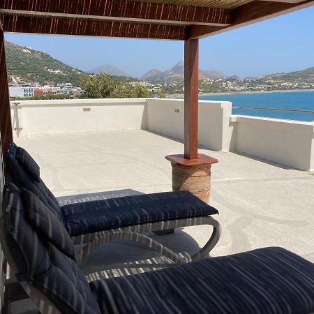 Апартаменты Lilian Loft Sea View - Adults Only Плакиас Экстерьер фото