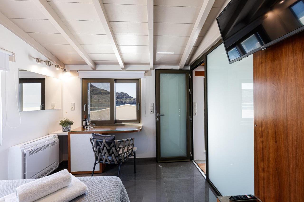 Апартаменты Lilian Loft Sea View - Adults Only Плакиас Экстерьер фото